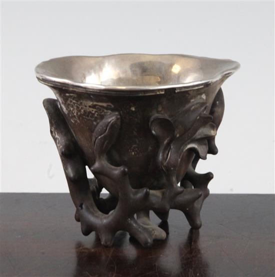 A Chinese rosewood libation cup, 17th / 18th century, 8cm, some losses and repair